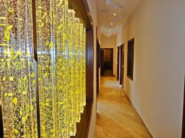 Mint Hotel จัณฑีครห์ ภายนอก รูปภาพ