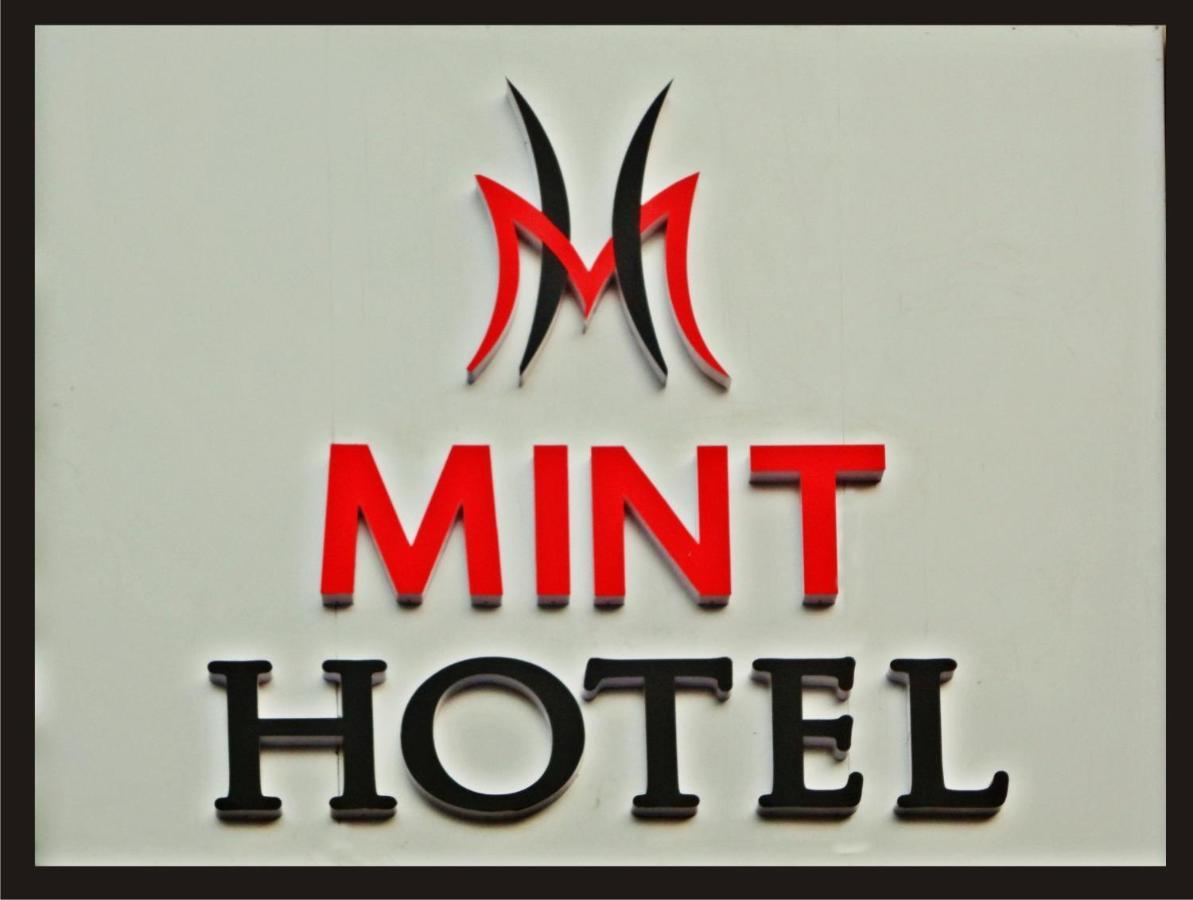 Mint Hotel จัณฑีครห์ ภายนอก รูปภาพ