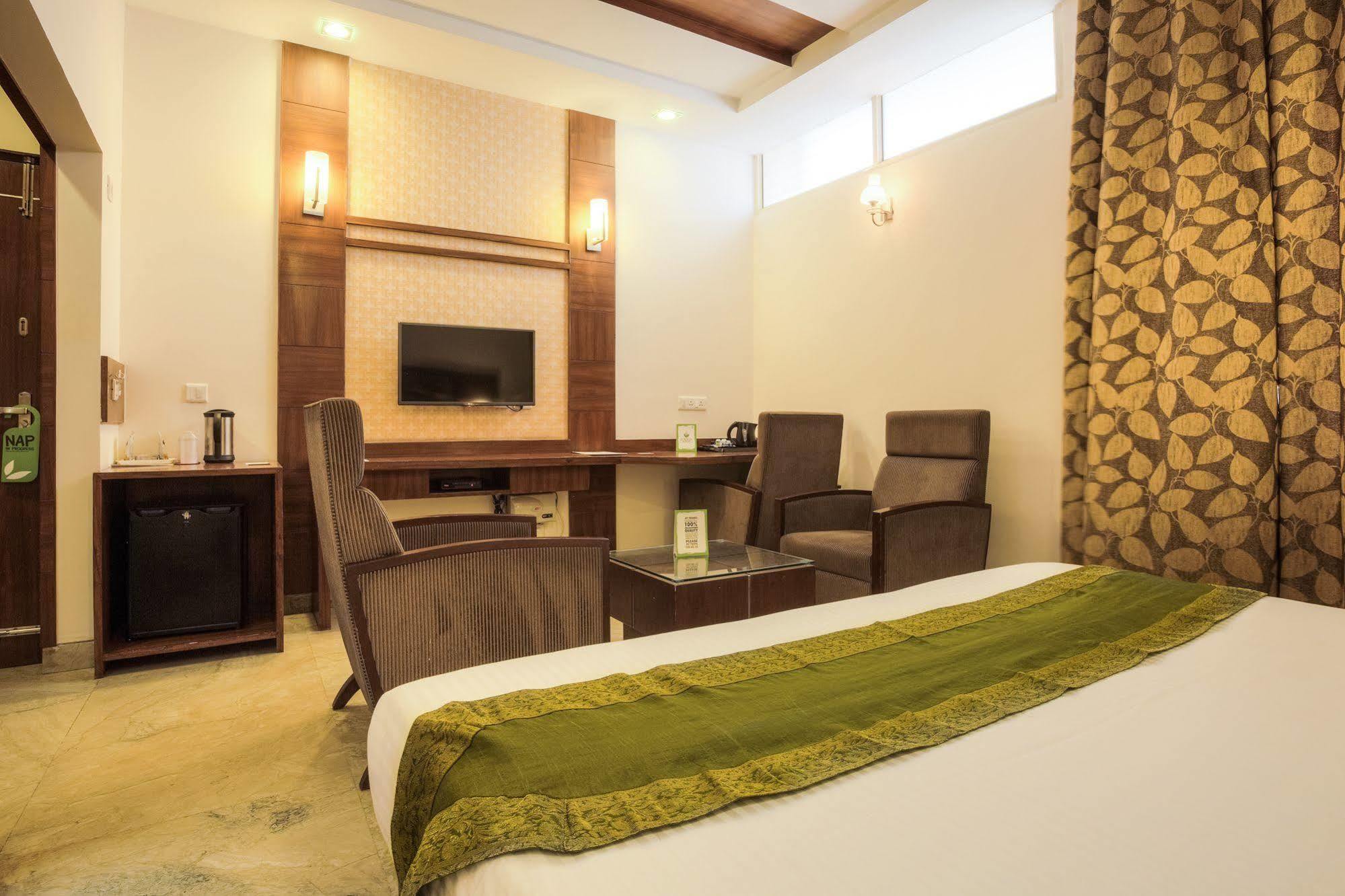 Mint Hotel จัณฑีครห์ ภายนอก รูปภาพ